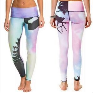 TEEKI | Northern Lights High Rise Leggings Tie Dye Pastels Women’s Size Medium